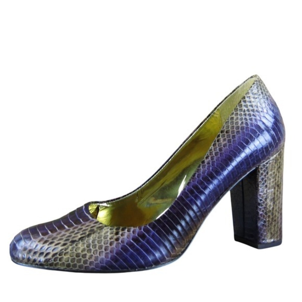BCBGirls Women Calista2 Pump Purple Leather‎ Pump 6 Medium  Used 2025